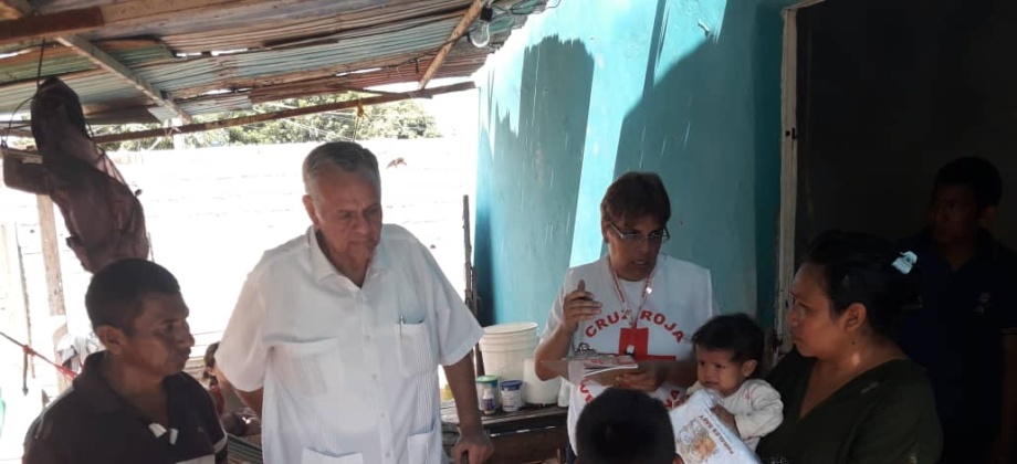 El Consulado de Colombia en Maracaibo realizó una visita a connacionales en La Gran Sabana